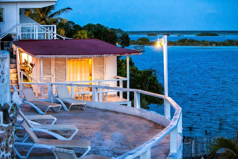 Hotel Laguna Bacalar seo